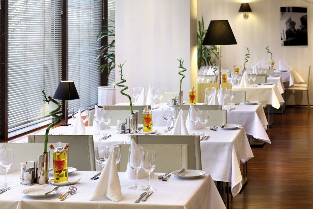 Hotel Occidental Praha Esterno foto